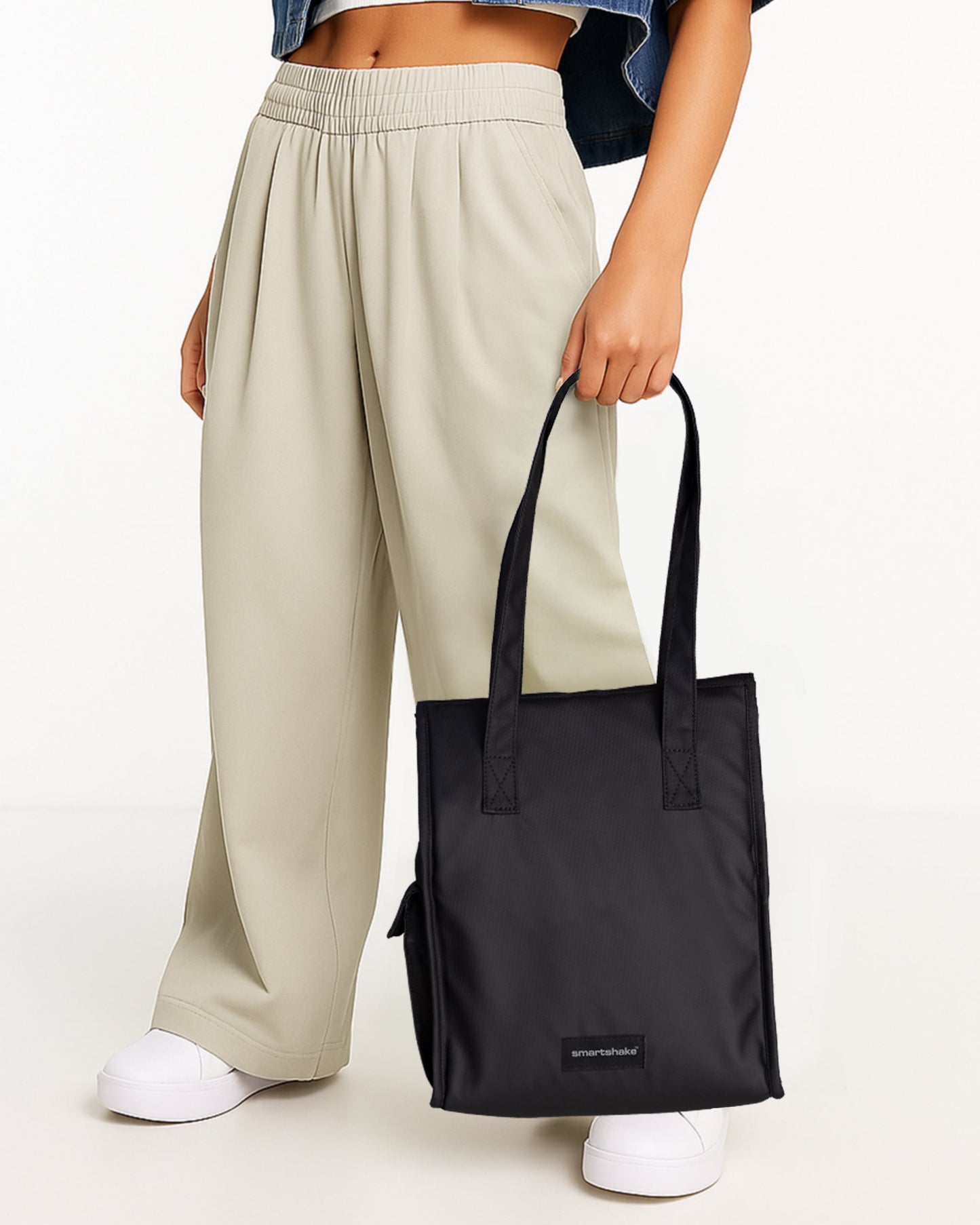 lunch-tote-bag-r4 Smartshake_Lunch_Tote_Bag_lifestyle.jpg