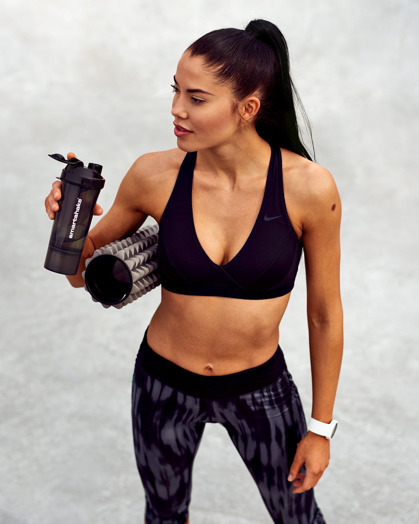 slim-black-x0 Smartshake_Slim_black_lifestyle.jpg