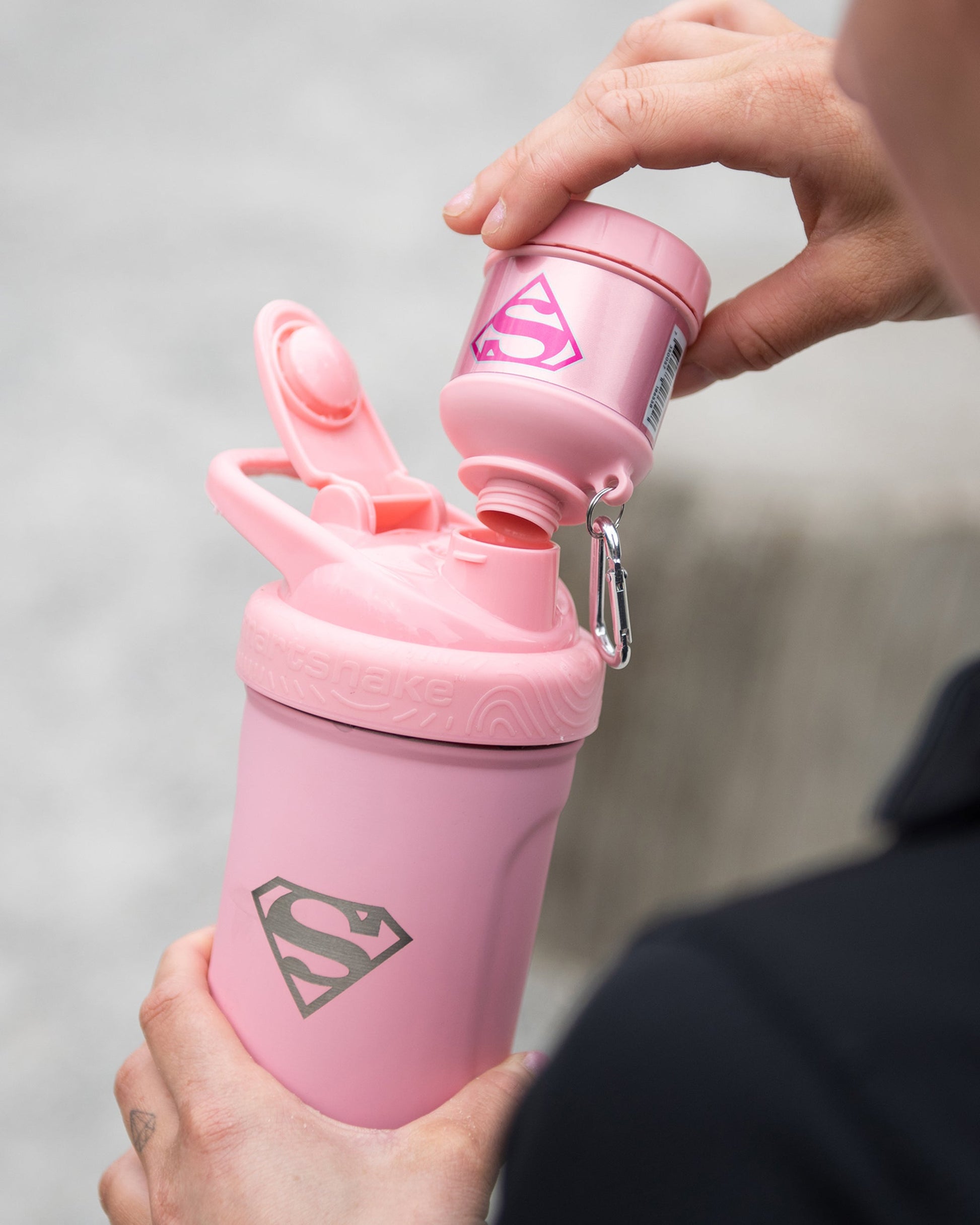 whey2go-funnel-supergirl-q7 Smartshake_Whey2Go_Supergirl_Lifestyle.jpg