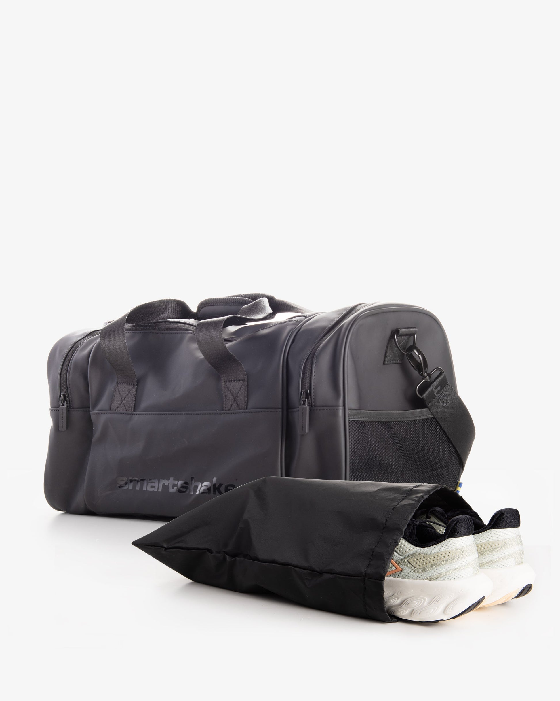 gym-bag-black-x4 Smartshake_gym_bag_Black_unassamled_24a00c8d-f290-45f6-bb42-151f345784ff.jpg